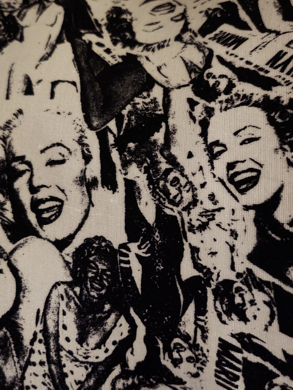 Used Black And White Marilyn Monroe Shapewear - Picture 4 of 12